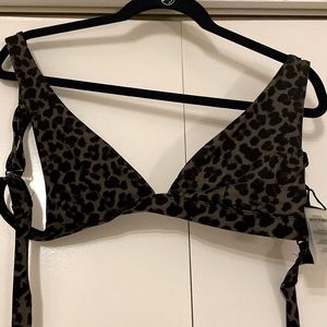 Good American black grey leopard cheetah swim bikini triangle top